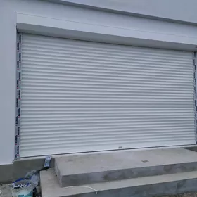 Garaž we balkon üçin panjurlar