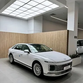 Hyundai Azera 2025