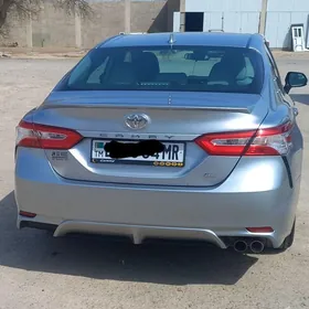 Toyota Camry 2020