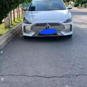 MG 5 2025