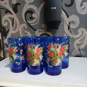 Stakan Стакан