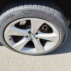 BMW  X5  / X6