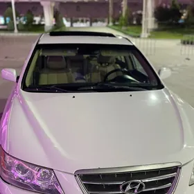 Hyundai Sonata 2009