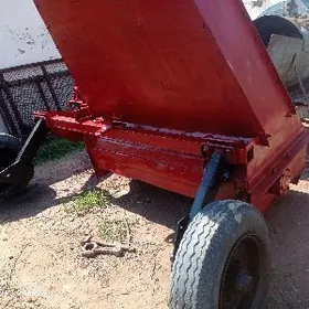 MTZ 80 2005