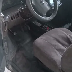 Toyota Previa 1995