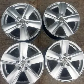 leksus diska R16