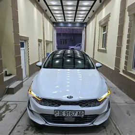 Kia K5 2020