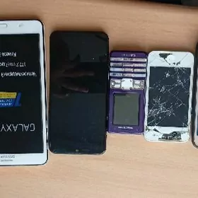 Телефон