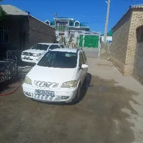 Opel Zafira 2002