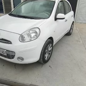 Nissan Versa 2012