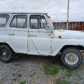 UAZ 469 2000