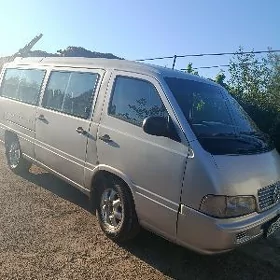 Mercedes-Benz Sprinter 2500 2001