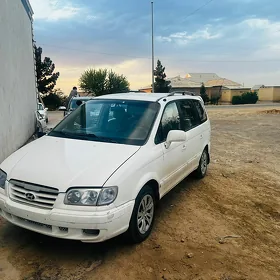 Hyundai Trajet 2005