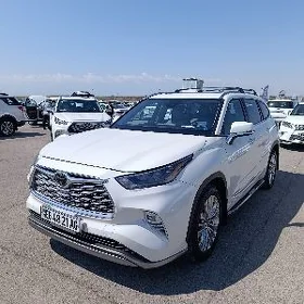Toyota Highlander 2020