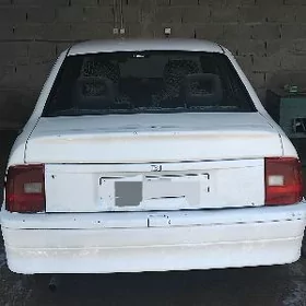 Opel Vectra 1992
