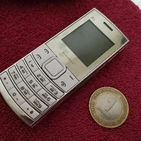Mini telefon