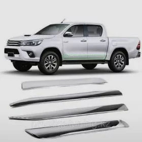 HILUX 16-22 gapy nikel molding