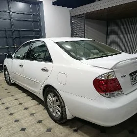 Toyota Camry 2005