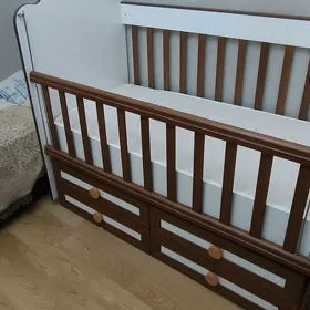Кроватка детская