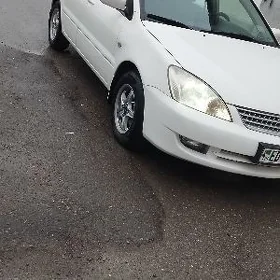Mitsubishi Lancer 2011