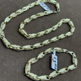 gyzyl komplekt bolt