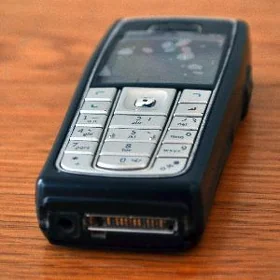 NOKIA 6230i