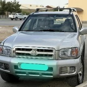 Nissan Pathfinder 2003
