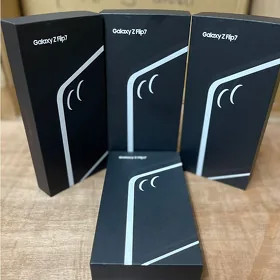 Samsung Z Flip 7. 12/256gb