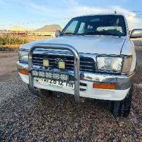 Toyota 4Runner 1990