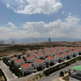15 Tapgyr 4kom 11etaz 210m2