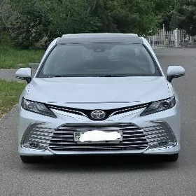 Toyota Camry 2022