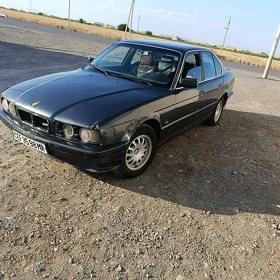 BMW 528 1990