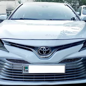 Toyota Camry 2018