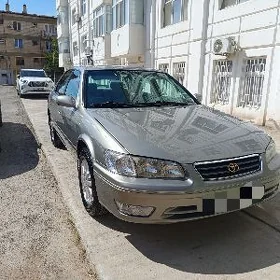 Toyota Camry 1999