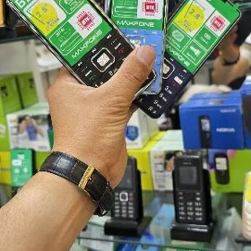 ULY EKRANLY PROSTOY TELFONLAR