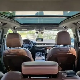 Audi Q7 2018