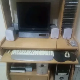 Компрютерный стол