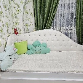 двухярусная кровать