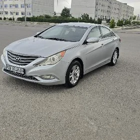 Hyundai Sonata 2011