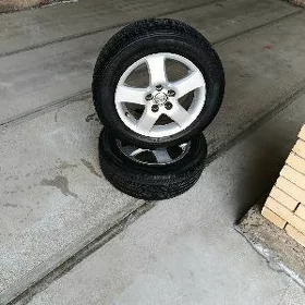 Toyota duty Camry se disga
