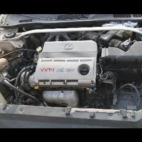 Lexus ES 300-330 Morda Angar.