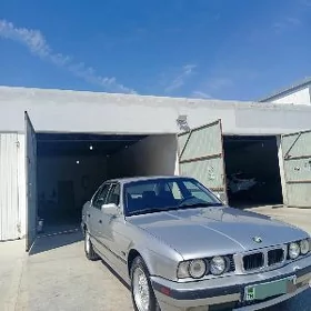 BMW 528 1990