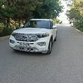 Ford Explorer 2021