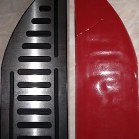 Pedal nakladka