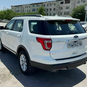 Ford Explorer 2018