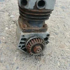 KAMPRESSOR KAMAZ.