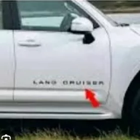Land cruiser 300 yazgy