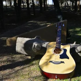 KOMPEKT AKSUTİKA GITARA PAKET