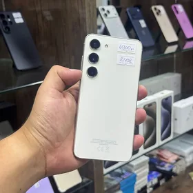 Samsung S23