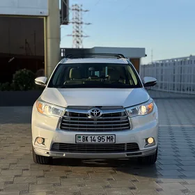 Toyota Highlander 2016